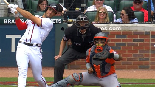 Olson remolca dos con HR