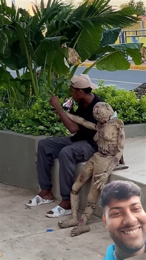 Skeleton 🩻prank gone wrong 🤣 #funny #prank #comedy #humor #shortvideo #youtubeshorts #short #shorts