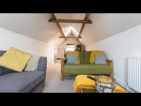Beautiful Coach House | Cheltenham, United Kingdom | Hotel Review 🏨