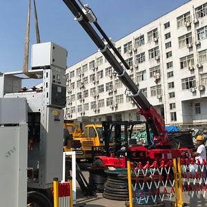 [Hot Item] Robust Forklift Tail Lift with Telescopic Crane and 360 Rotation