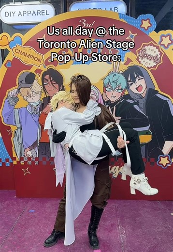 I kid you not I got carried by Hyuna like 8 times during our Store Manager takeover 🤪🤪 Living Luka’s best life am I right? 🤭 Still some time left to visit the Alien Stage Pop Up Store at Mr Surprise Labs! 👀 Hyuna | @Kamii #torontopopup #alienstagecosplay #hyuluka #alienstage #hyunacosplay #lukacosplay