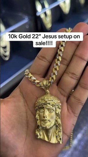 10k Gold 22” Chain & Jesus Pendant Setup at Ijaz Jewelers #diamondpendant #goldpendants