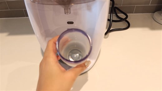 Watch Comfyer Instant Formula Maker Introduction  on Amazon Live