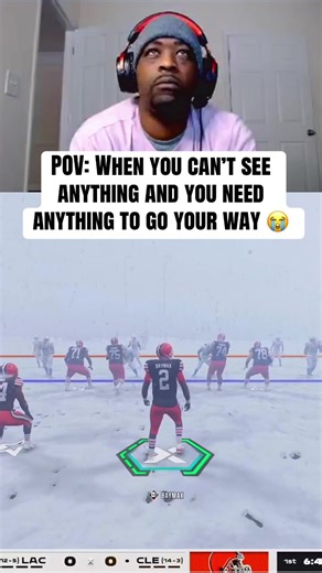 I’ve never experienced anything more fun in video games than a snow game in Madden 26 #madden26 #easports #perfect #snow #footballplayer