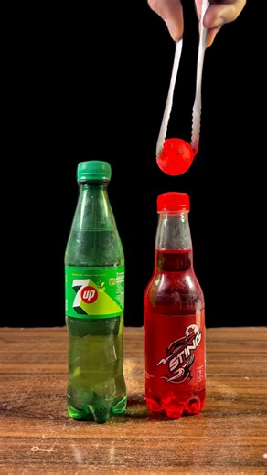 1000°C vs 7up & Sting! #experiment #oddlysatisfying #fyp
