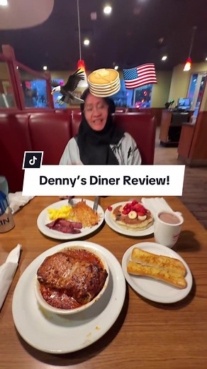 Review Denny's: Porsi Jumbo dan Menu Khas Amerika