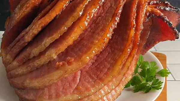 Follow These Steps to Make the Perfect Classic Ham