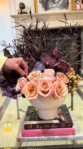 Addicted to flowers 🤷🏼‍♀️ DM for inquires . . . . . . . #addicted #flowers #floralarrangements #trending #fyp