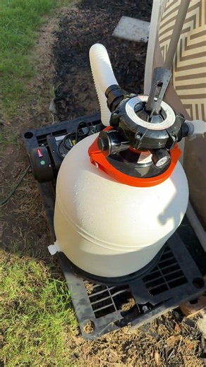This Vevor sand filter pump keeps my pool super clear and clean! The filter that came with the pool