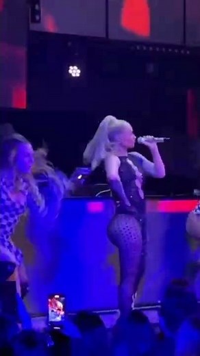 Iggy Azalea Twerk 2022