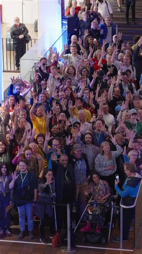 Most People Performing a Vulcan Salute Simultaneously – Star Trek 60
