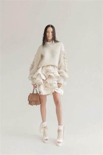 AI Aesthetic Studio | Cozy Couture 🤍✨