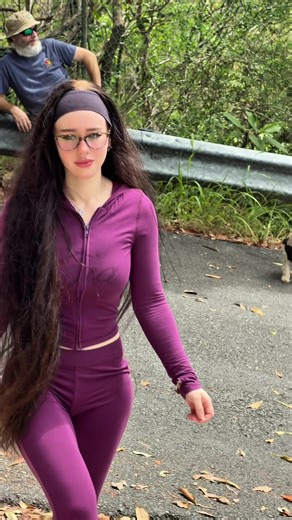 Last walking vids in my old home