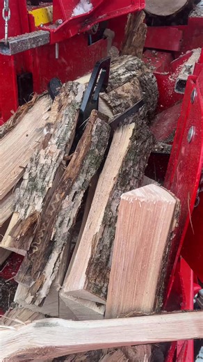 Efficient 8-Way ASH Splitting with a Chainsaw