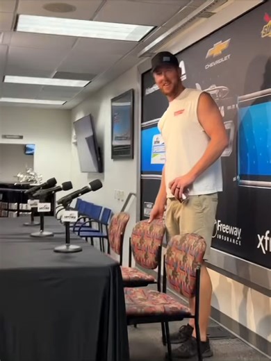 My Most Embarrassing Crash EVER At Daytona... #cleetusmcfarland #mcfarland #cleetus #nascar