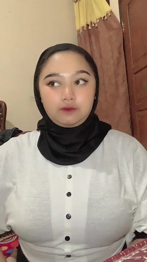 Asupan Jilbab Viral: Goyangan Seru yang Menghibur