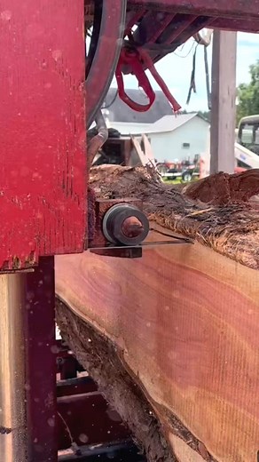 Cutting up a big oh red eastern log on the cooks AC36 Today! #cedar | Firewater Farm Sawmill