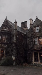 7K views · 81 reactions | This region provided many backgrounds for the Harry Potter films AND reportedly inspired Lord of the Rings author J.R.R Tolkien ⚔️ : @that_brown_couple Stow-on-the-Wold, @CotswoldsInfo | VisitEngland | Facebook