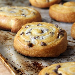 359K views · 4.7K shares | Chocolate Chip Crescent Cookies RECIPE:...