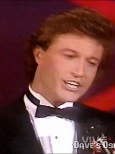 Short - Andy Gibb https://viveladisco.com/andy-gibb-our-love-dont-throw-it-all-away-1978/ Andy Gibb “Our Love Don’t Throw It All Away” 1978 | VIVE La DISCO