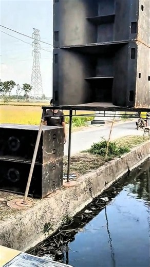 Sound Horeg Tumpuk Tumpuk Diatas Sungai #soundsystem #soundhoreg #soundhajatan