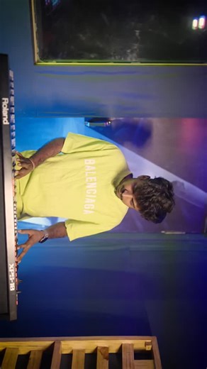 DG TRIBAL on Instagram: "TQ FOR 16K LIKES ❤️ 100K 👀 Song : Sibli Vali Nacha Aali | Jigar Valvi | Dj Jatin | Dj Shrey | Ds Music Bend Audio Credit : Singer : Jigar Valvi Music : Vishnu Master Mix master : dj jatin Video Credit : D.o.p : Divyesh Gamit ( Alpha photography #aadiwasi_rathva_🏹 #crochetaddict #aadivasi_culture"