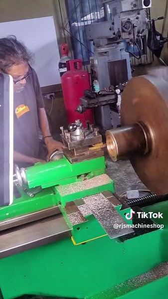 Rj's Machine Shop (@rjsmachineshop)’s videos with suono originale - Daddy•MusicALL•