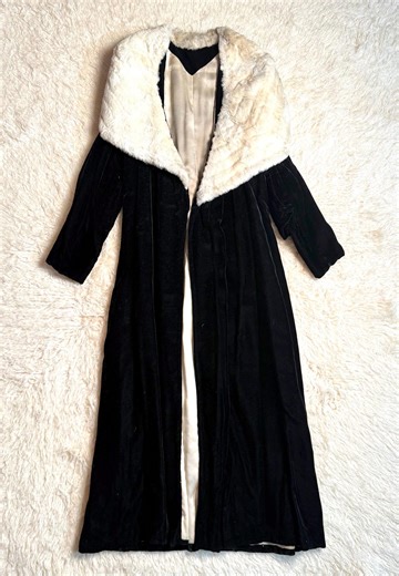 Vintage Black Velvet Duster Opera Jacket With Ermine Fur Collar - Etsy