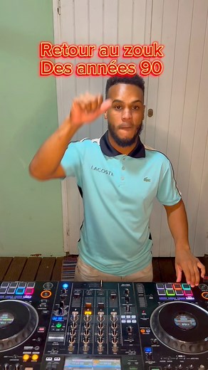 Les zouk des années 90⭐️ Dans quelle boite as tu dansé la dessus ? ❤️ #Kassav & tam-tam 2000❤️ Liké, partagé et abonnez-vous 😁 #zouk #caribbean #ambiance #AfrolineEvents #reunionisland | Afroline Events