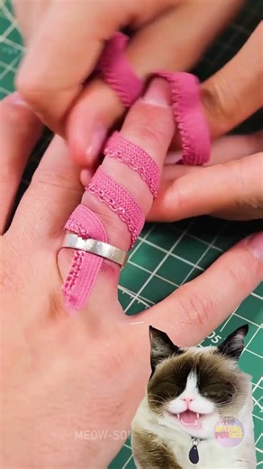 Ring Rescue: Cat's Hilarious Reaction! 😹💍