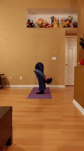 elastic_aaronn on TikTok