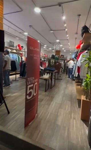🚨 #Atención QUEST Sede Centro #Pitalito, Está con el 50% en toda nuestra tienda 🥳 📍Visitanos en la clle 7 # 4-40 en el corazon de Pitalito ❤️ Contiguo al parqueadero el yep ❇️ Los esperamos !! 👏 | Laboyanos.com Noticias
