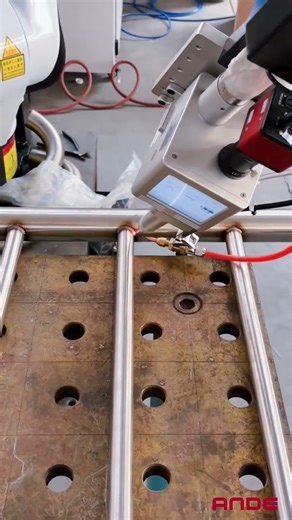 The robotic arm helps you be more precise and faster.Programmable, you can weld anywhere you want.