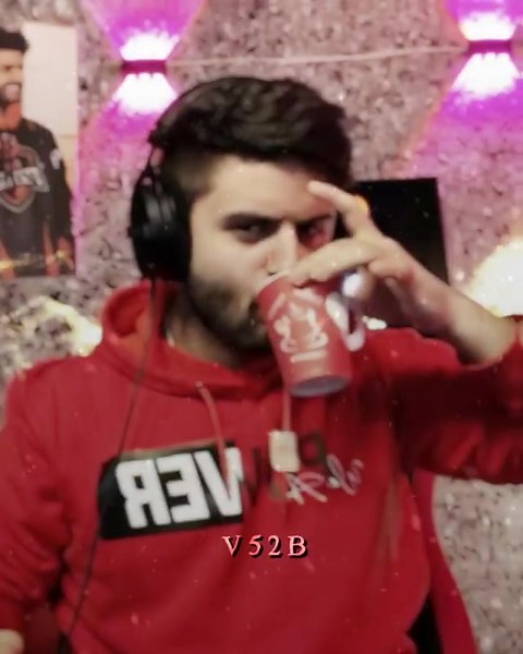 ‏Use code SXB { تعالو انستا V52B } || #sxb #shongxbong #edit #fyp #omg