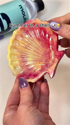 Creative Resin Art Ideas for a Hot Girl Summer