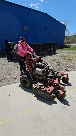 5.2K views · 105 reactions | WHY DO WE USE STAND ON MOWERS ? Stand on mowers increases efficiencies and, in return, improves earnings! And we all know making more money while providing a quality service and upholding company standards is what it's about.  #fyp #satisfying #lawncare #spencerlawncareonyoutube #toro | Spencer Lawn Care & Life | Facebook