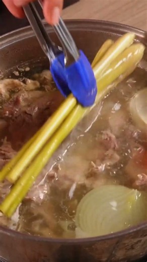 nấu bún bò gốc huế tại nhà quá đơn giản luôn ạ #food #cooking #amthuc