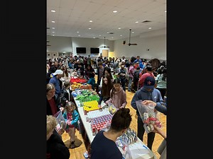 Vienna Food Packing Effort Provides 2,500 Pounds Of Food To Food For Others
