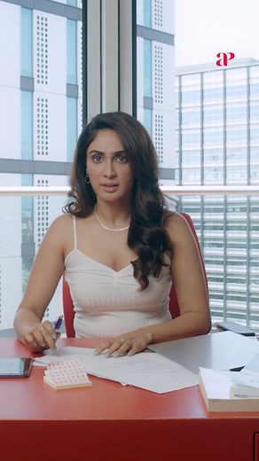 Is Deepti getting a bit possessive? 😂💥🥰 #naanumsinglethaan #dinesh #deeptisati #mottarajendran #manobala #rama #kathir #vikashsampath #selva #reels #reelsfb | API Tamil Comedy