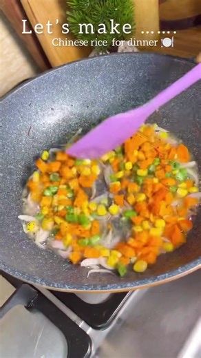 Let’s make Chinese Rice for Dinner. Shall we ? : : 📸: @chefnisah #chineserice #rice #reels #chef #afrifoodnetwork #afrifoodnet | African Food Network