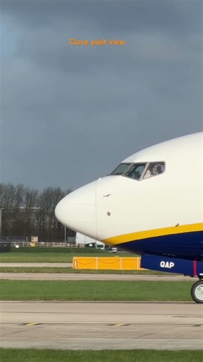 close piolt cabin view #aviation #automobile #aeroplane