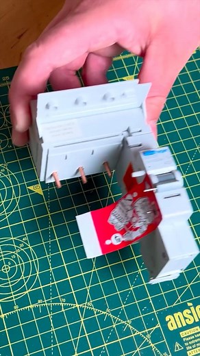 Three phase MCB to RCBO conversion.#electrical #electricalwork #electricians | EFIXX