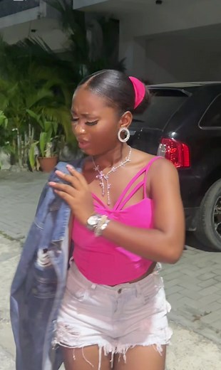 Comiebarbie on TikTok