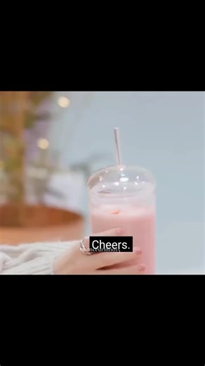 Sakura's Hilarious Smoothie Reaction with Sana