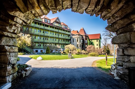 This dreamy Upstate NY castle offers one of the best romantic getaways in U.S., ranking finds