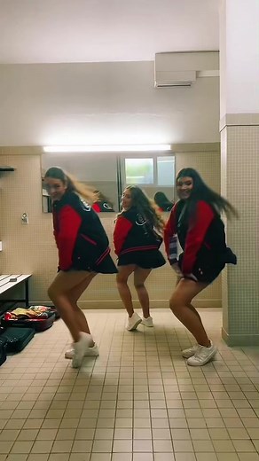 As nossas lindas Cheerleaders ✨🔥 #cheerleaders #portugal #basketball #dancechallenge #tiktokbrasil #geracaotiktok #dancarina