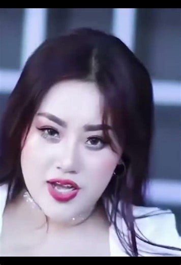 reacting to lisyas fairy again except for its pretty savage this time #blackpink #kpop