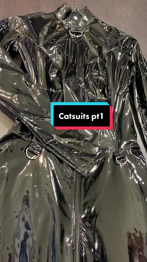 Welcome to catsuit week!First up is H2306! Our PVC boned catsuit 🐈‍⬛Have you ever worn a catsuit?#catsuit #pvc
