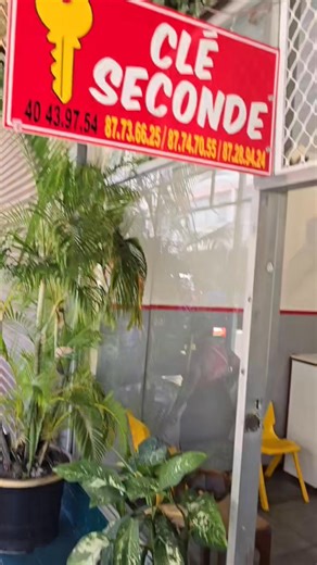 🔑 CLÉ SECONDE Intervention: Programmation de 2 nouveaux bip directement sur moteur portail Problème: signal bloqué❌ (pour programmation de bip à bip) Solution : programmation directement sur moteur✅ Besoin d’un nouveau bip pour votre portail ? vous voulez un double ? ✅ Programmation bip à bip rapide ✅ Déplacement sur place pour programmation directe sur le boîtier si besoin ✅ Service rapide, fiable et professionnel Contactez Clé Seconde : 📞 87 28 94 24 📞 89 54 77 00 Chez Clé Seconde🔑, chaque