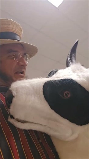 Victorian Dude & Cow Puppet San Bernardino, CA United States Old MacDonald Had a Cow Farm Song USA